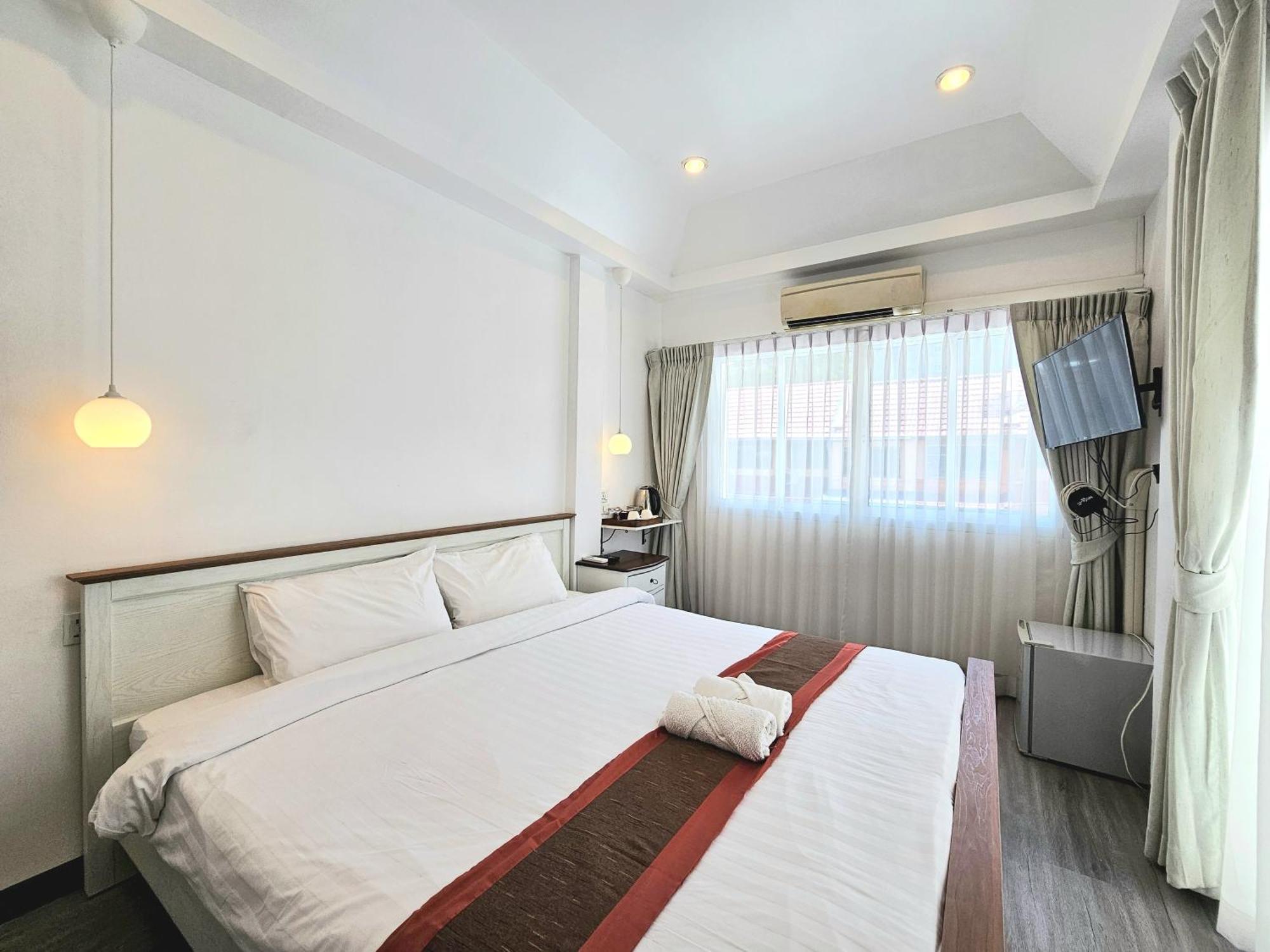39 Living Pattaya Villa Exterior photo