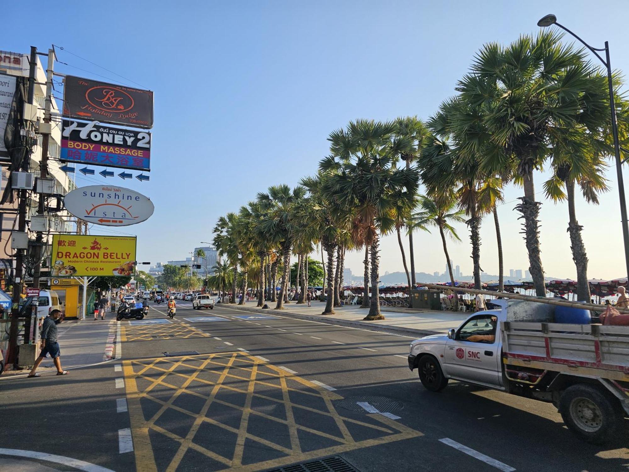 39 Living Pattaya Villa Exterior photo